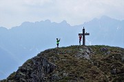 47 Alla croce del Mincucco sullo sfondo del Venturosa 